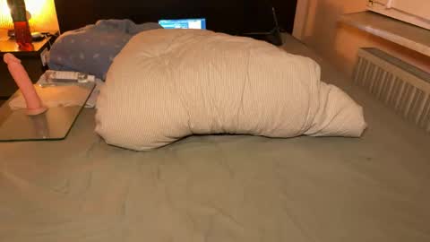 sutlac90 online show from March 2026 10:03:01 PM