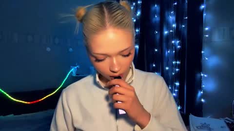 Stacy online show from March 2026 08:35:02 PM