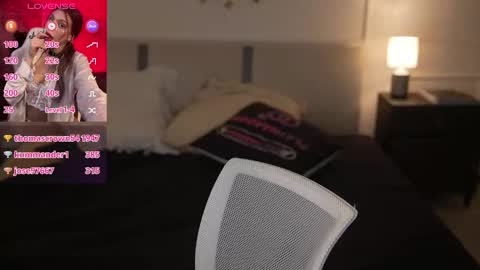 Snapshot of suzansweet chatting on February 2026 04:16:02 AM Suzan online show from February 2026 04:16:02 AM