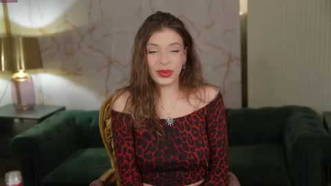 Snapshot of suzansweet chatting on April 2026 09:06:01 PM Suzan online show from April 2026 09:06:01 PM