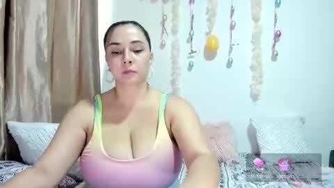 Suzy Amaya  online show from April 2026 07:44:01 PM