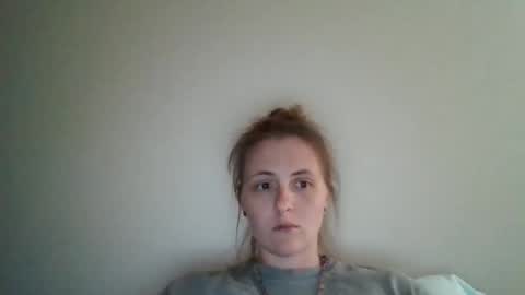 Snapshot of svtf2323 chatting on November 2025 10:30:01 PM SV online show from November 2025 10:30:01 PM