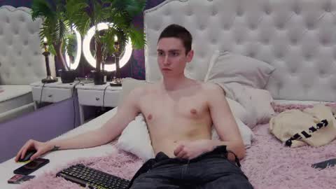 Snapshot of swag_owner chatting on June 2026 12:59:01 AM swag_owner online show from June 2026 12:59:01 AM