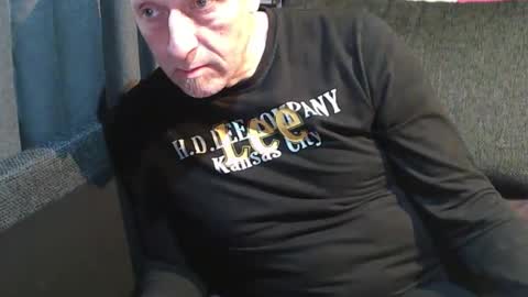 Snapshot of swartarn chatting on April 2026 05:12:02 AM ArnSwart online show from April 2026 05:12:02 AM