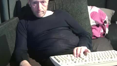 Snapshot of swartarn chatting on April 2026 10:54:02 PM ArnSwart online show from April 2026 10:54:02 PM