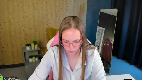 Emma online show from July 2026 04:59:02 AM