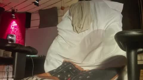 Brad online show from July 2026 04:19:01 AM