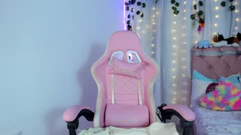 Snapshot of sweed_danii09 chatting on April 2026 02:14:01 AM Daniela age 21 online show from April 2026 02:14:01 AM