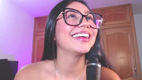 Amy  IG sweeet amy0 online show from January 2025 01:15:01 AM