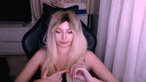 Kate online show from December 2025 12:21:02 PM