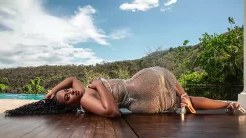 Snapshot of sweer_oshun chatting on January 2026 03:17:02 PM Evangeline online show from January 2026 03:17:02 PM