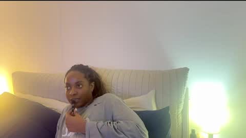 Snapshot of sweer_oshun chatting on January 2026 11:47:02 PM Evangeline online show from January 2026 11:47:02 PM