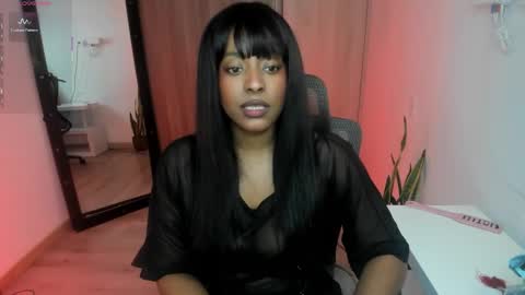 Snapshot of sweer_oshun chatting on February 2026 05:53:02 PM Evangeline online show from February 2026 05:53:02 PM