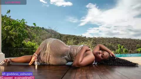 Snapshot of sweer_oshun chatting on March 2026 03:29:01 PM Evangeline online show from March 2026 03:29:01 PM