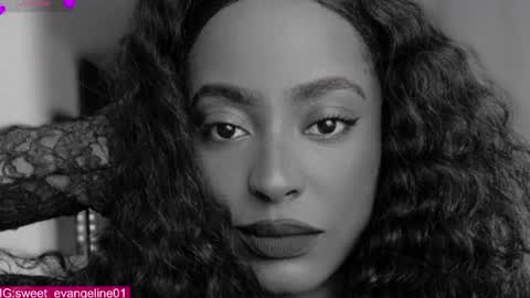 Snapshot of sweer_oshun chatting on June 2026 06:08:02 PM Evangeline online show from June 2026 06:08:02 PM