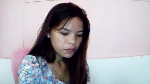 Snapshot of sweet01pinay chatting on June 2026 06:03:01 AM sweet01pinay online show from June 2026 06:03:01 AM