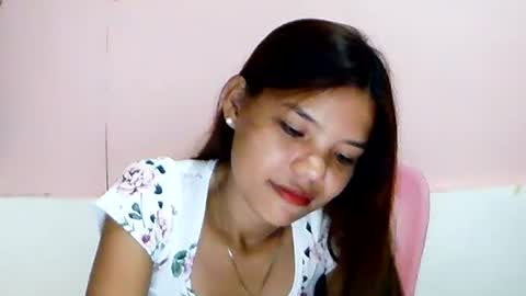 Snapshot of sweet01pinay chatting on July 2026 01:54:01 PM sweet01pinay online show from July 2026 01:54:01 PM