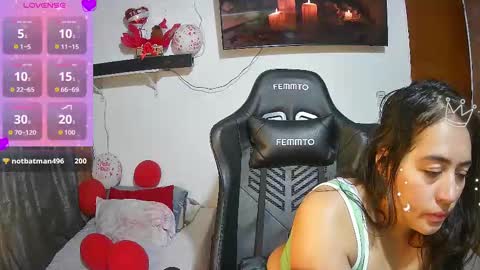 Snapshot of sweet10salome chatting on October 2025 02:39:02 AM sweet10salome online show from October 2025 02:39:02 AM