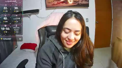 Snapshot of sweet10salome chatting on October 2025 11:43:02 AM sweet10salome online show from October 2025 11:43:02 AM