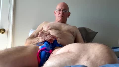 Snapshot of sweet6161 chatting on March 2026 07:17:01 PM Zeppelin man online show from March 2026 07:17:01 PM