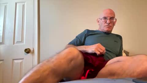 Snapshot of sweet6161 chatting on April 2026 02:22:01 PM Zeppelin man online show from April 2026 02:22:01 PM