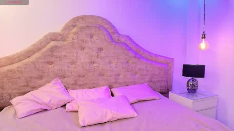 Snapshot of sweet_1angel chatting on February 2026 03:25:01 AM Sweet 1Angel online show from February 2026 03:25:01 AM