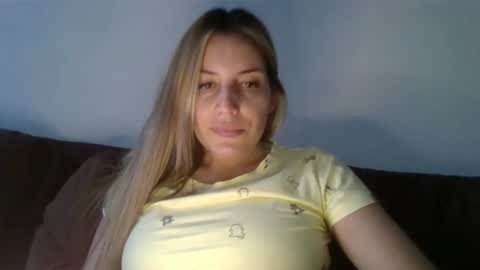Sweet  alana online show from February 2025 10:00:02 PM