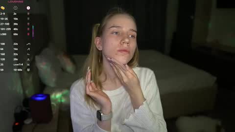 Snapshot of sweet__michelle chatting on November 2025 09:06:01 PM Michelle online show from November 2025 09:06:01 PM