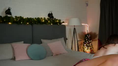 sweet__vikki online show from January 2026 01:15:02 PM