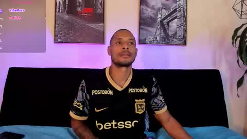 Snapshot of sweet_alessandro1 chatting on December 2025 07:33:02 PM alessandre online show from December 2025 07:33:02 PM