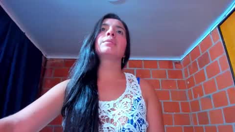 Snapshot of sweet_and_hot_alaia chatting on November 2025 12:27:02 AM sweet and hot alaia online show from November 2025 12:27:02 AM