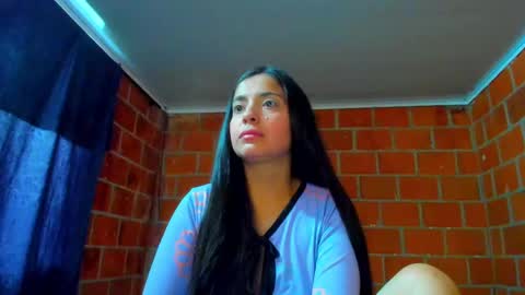 Snapshot of sweet_and_hot_alaia chatting on November 2025 11:54:02 AM sweet and hot alaia online show from November 2025 11:54:02 AM