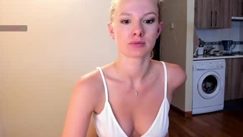 Snapshot of sweet_angel_a chatting on July 2026 04:58:01 PM Ann - your sweet girl online show from July 2026 04:58:01 PM