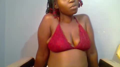 Snapshot of sweet_arianna_ chatting on February 2025 12:03:02 PM timaya online show from February 2025 12:03:02 PM