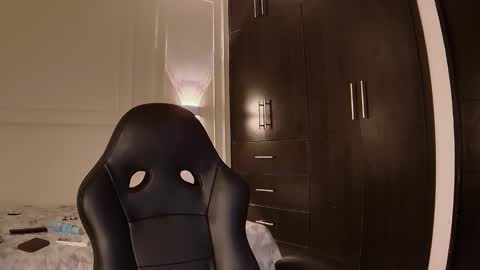 sweet Ayshel online show from December 2025 04:50:01 AM