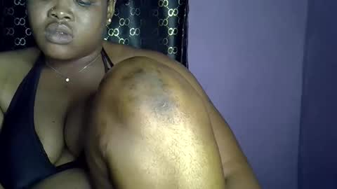 Snapshot of sweet_baby27 chatting on October 2025 04:48:02 AM sweet baby online show from October 2025 04:48:02 AM