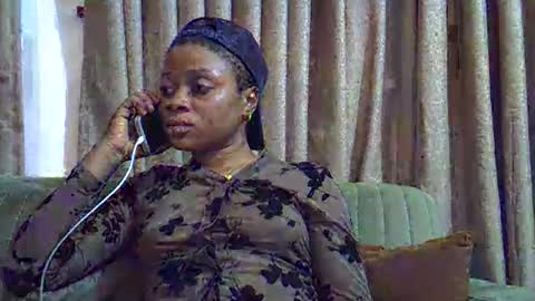 Snapshot of sweet_berry31 chatting on April 2026 09:56:02 PM baby girl online show from April 2026 09:56:02 PM