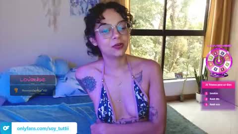 Snapshot of sweet_bluee chatting on March 2026 10:38:01 PM Tutti online show from March 2026 10:38:01 PM