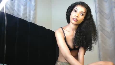 Snapshot of sweet_bobo chatting on April 2026 07:15:02 PM Ocean online show from April 2026 07:15:02 PM