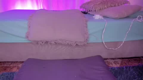 Chelsy  online show from February 2025 08:42:01 PM