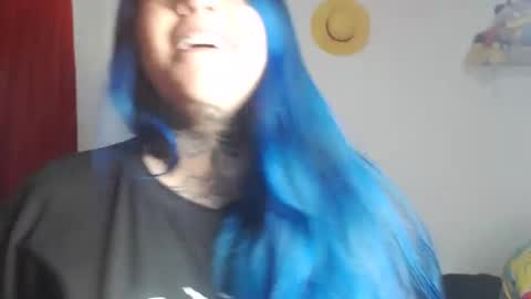 Snapshot of sweet_bubblee chatting on September 2025 10:48:02 PM Bubbles online show from September 2025 10:48:02 PM
