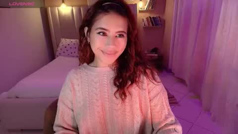 Snapshot of sweet_cami1 chatting on November 2025 12:09:02 AM Camila online show from November 2025 12:09:02 AM