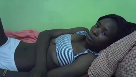 Snapshot of sweet_candie01 chatting on September 2025 02:00:02 PM sweet_candie01 online show from September 2025 02:00:02 PM