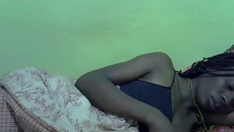 Snapshot of sweet_candie01 chatting on March 2026 04:20:02 AM sweet_candie01 online show from March 2026 04:20:02 AM