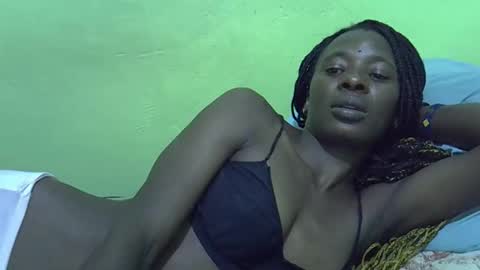 Snapshot of sweet_candie01 chatting on March 2026 06:25:01 PM sweet_candie01 online show from March 2026 06:25:01 PM