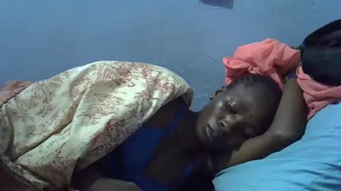 Snapshot of sweet_candie01 chatting on April 2026 04:46:01 AM sweet_candie01 online show from April 2026 04:46:01 AM