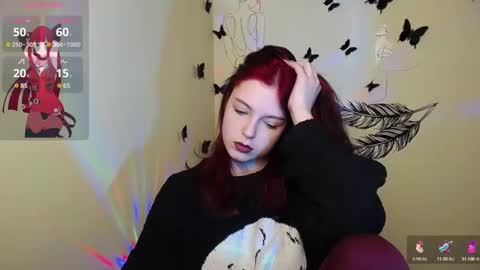 Snapshot of sweet_cherryg chatting on December 2024 05:01:01 PM Ivy online show from December 2024 05:01:01 PM