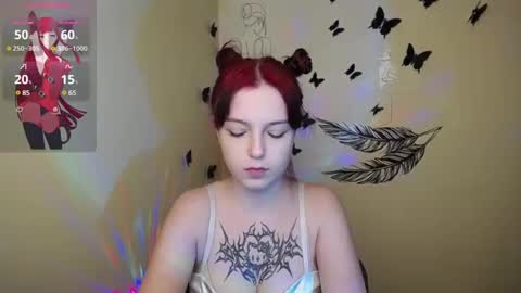 Snapshot of sweet_cherryg chatting on December 2024 04:27:02 PM Ivy online show from December 2024 04:27:02 PM