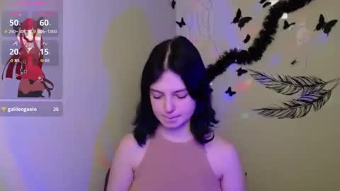 Snapshot of sweet_cherryg chatting on February 2025 01:39:02 PM Ivy online show from February 2025 01:39:02 PM