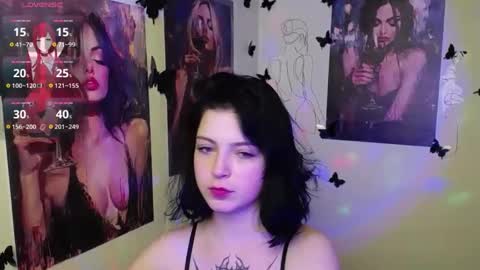 Snapshot of sweet_cherryg chatting on March 2025 02:07:01 PM Ivy online show from March 2025 02:07:01 PM